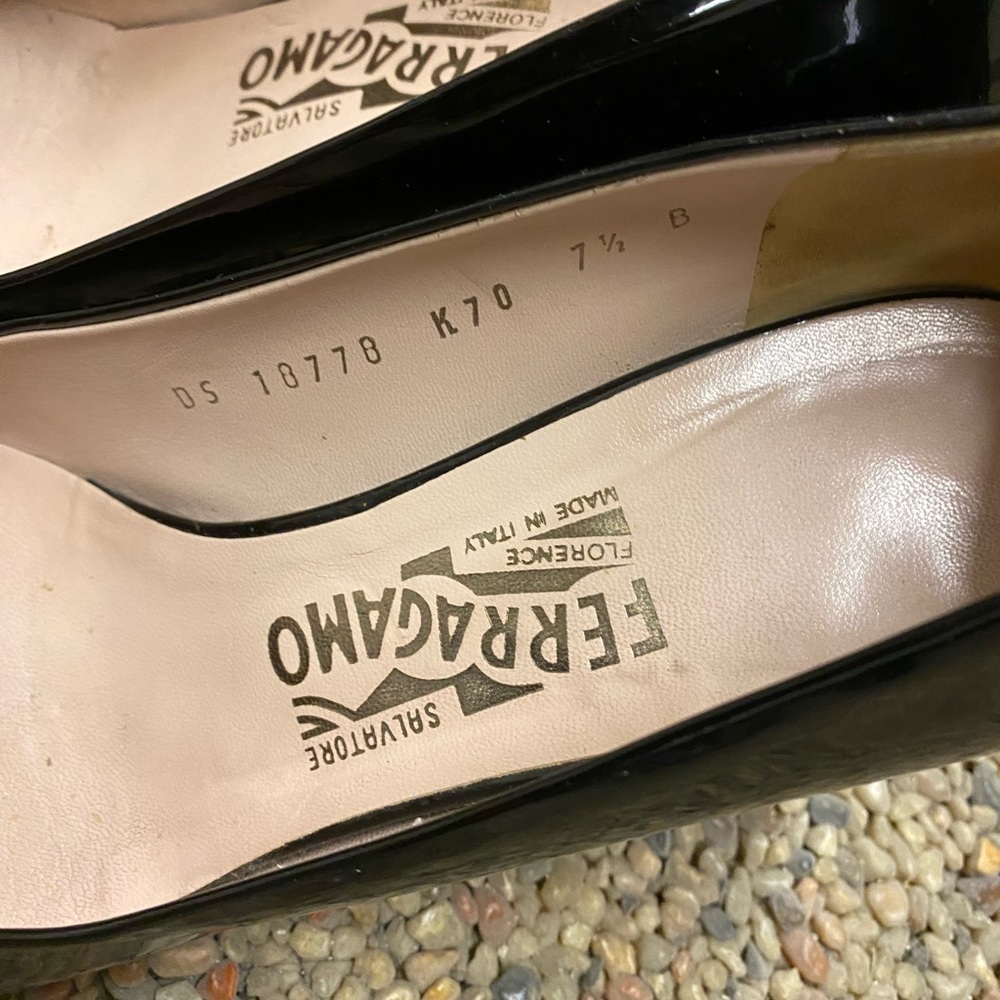 Ferragamo patent black shoes, size 7 1/2 B 7cm heel